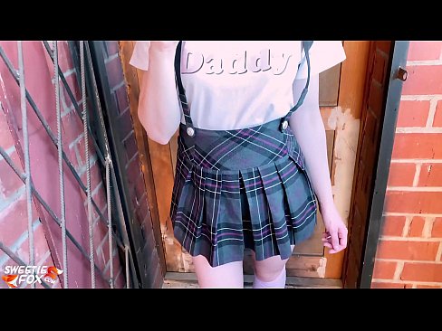 ❤️ Schoolgirl ດູດ dick ຂອງນາງເລິກແລະ fucks ແທນທີ່ຈະຫ້ອງຮຽນ. ໜັງໂປ້ ຢູ່ພວກເຮົາ ️❤